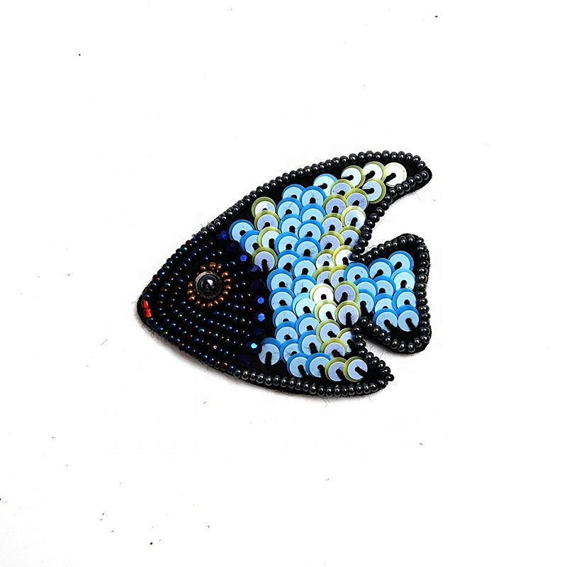 Christmas Cherry Flower Decorative Sew on Rhinestone Beaded Patches Wholesale patches for clothing