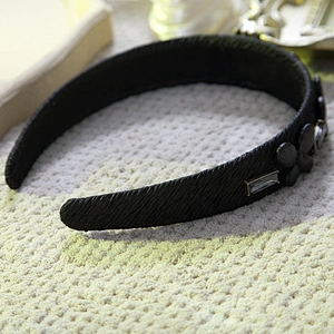 Manufacturers direct retro butterfly European and American style fashion headbands 2020 designer headbands fur headband