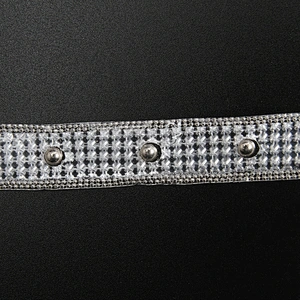 Kavatar Wholesale Hotfix Trim Aluminum Sheet Cubes and Beads hotfix motif designs hotfix crystal mesh Iron on Trims