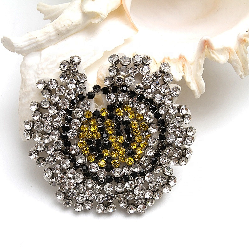 Christmas Cherry Flower Decorative Sew on Rhinestone Beaded Patches Wholesale patches for clothing