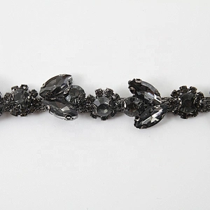 High quantity black rhinestone flower motif crystal rhinestone chain trim