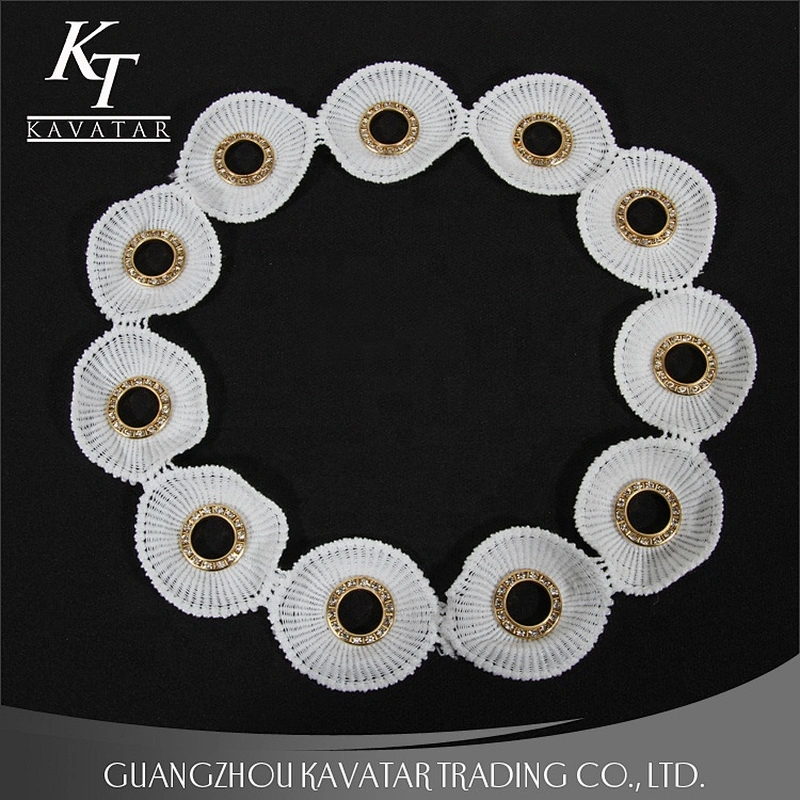Kavatar Custom Diamond Polyester Lace With Eyelet Trim