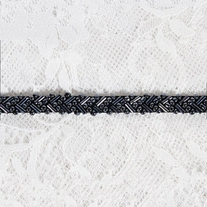 Kavatar Design 1cm Width Inclined Black Small Beads Lace Trim