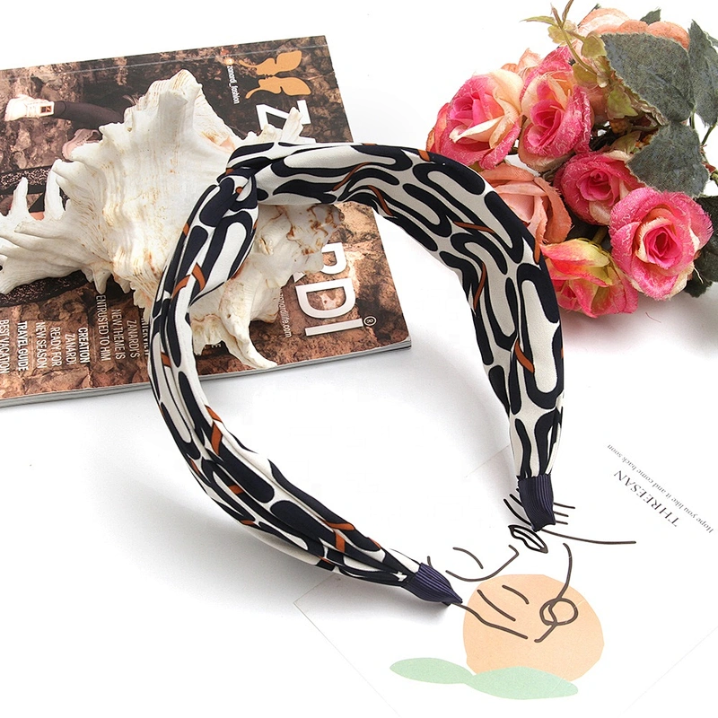 2020 European and American manufacturers direct Korean wide - rimmed retro ladies hair accessories  designer headbands