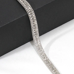 Custom 1cm Crystal Beaded Hot Fix Rhinestone Trim with Accessories Chain