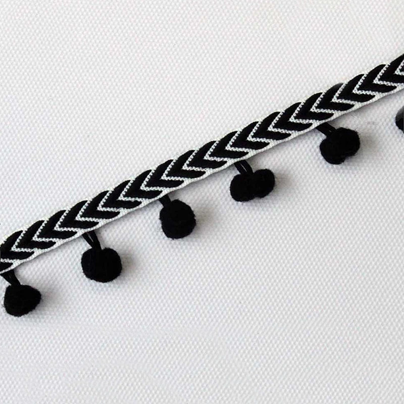 Wholesale custom colorful pom pom trimming
