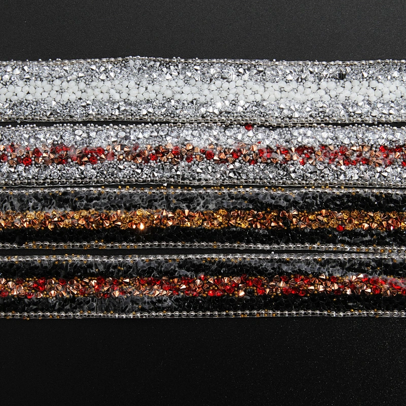 Kavatar Wholesale Rhinestone Trim Clothing Labels Strass Hotfix Rhinestone Motif Color Customization Iron on Trims