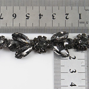 High quantity black rhinestone flower motif crystal rhinestone chain trim