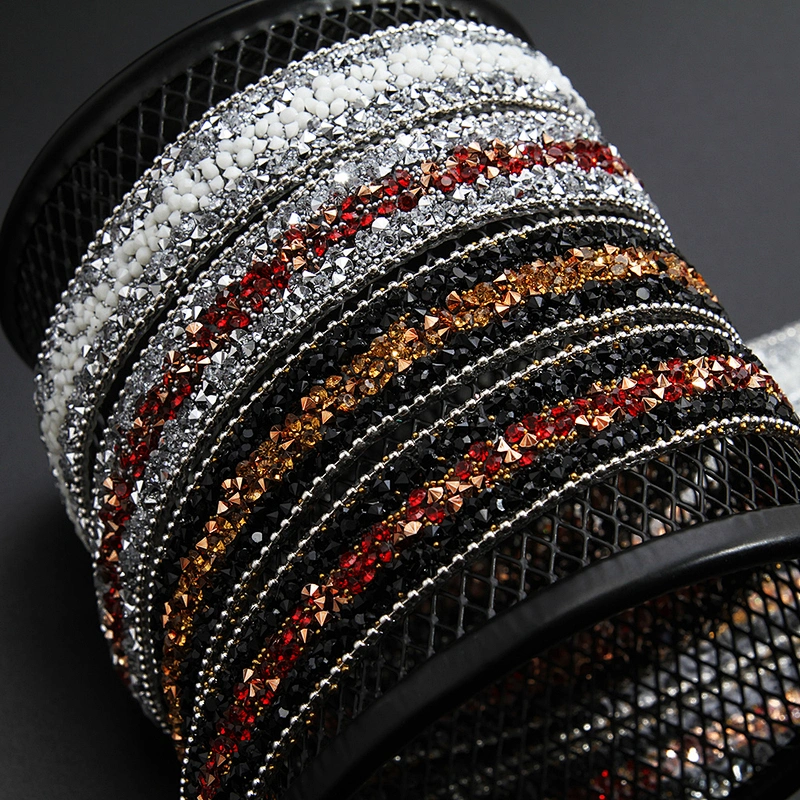 Kavatar Wholesale Rhinestone Trim Clothing Labels Strass Hotfix Rhinestone Motif Color Customization Iron on Trims