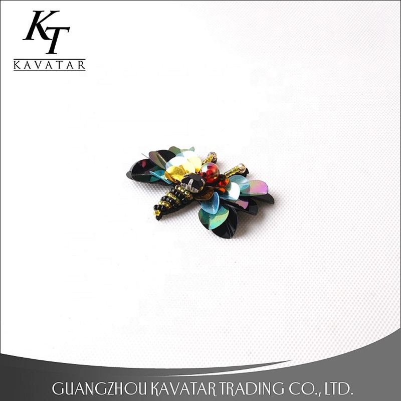 Kavatar Wholesale Shape 3D Handmade Sequin Beads Flower Bee Patches