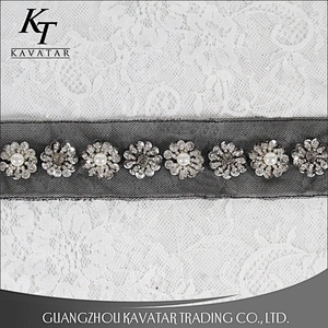 Sequins Rhinestone Beaded Trim Flower Shape Design Lace trim Tape