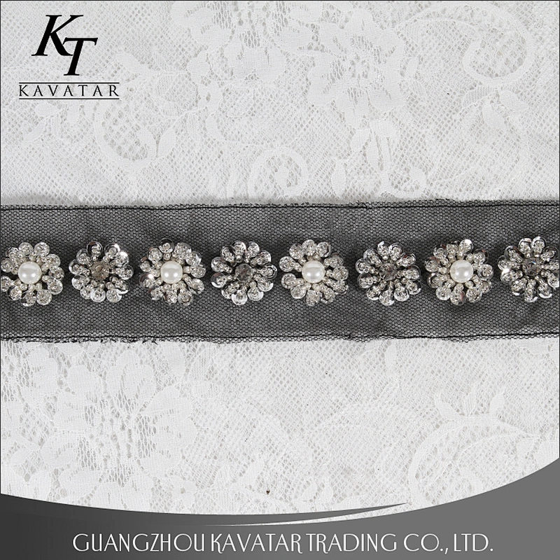 Sequins Rhinestone Beaded Trim Flower Shape Design Lace trim Tape