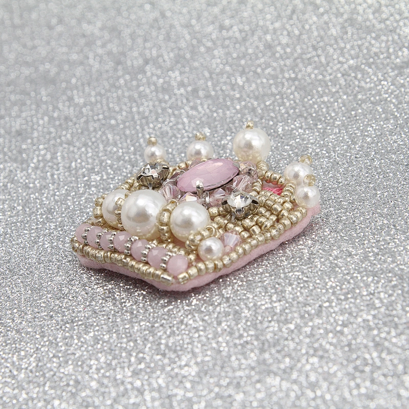 Kavatar Handmade Cute Ice Fruit Shape Rhinestones Iron Beaded Sequin Applique Patches patches for clothing
