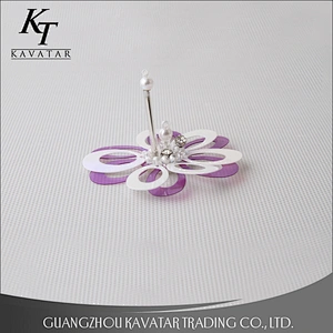 Kavatar Simply Sequin Rhinestone Beaded Applique Flower Patch