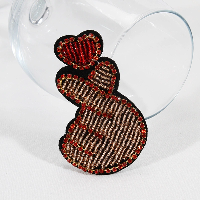 New design lovely finger heart crystal beaded patches