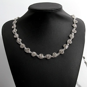 Kavatar Cheap Wholesale Simple Rhinestone Chain Choker Necklace