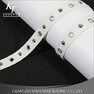 Kavatar White New Designs Cotton Eyelet Lace Fabric