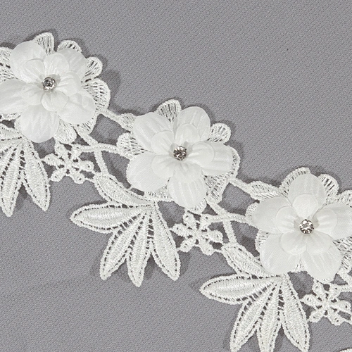 Fast delivery flower lace embroidery water soluble lace trim for bridal dress