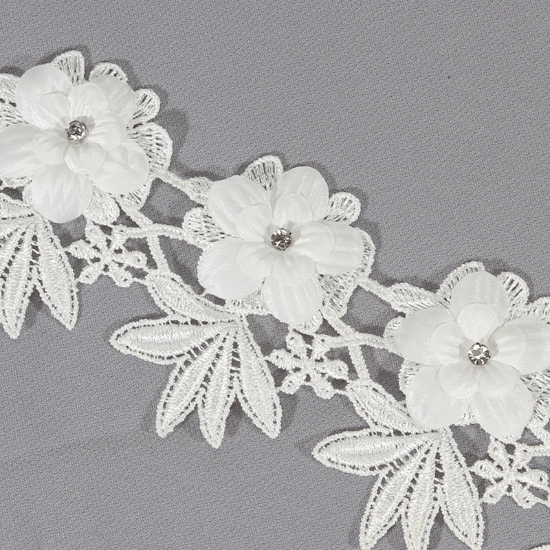 Fast delivery flower lace embroidery water soluble lace trim for bridal dress