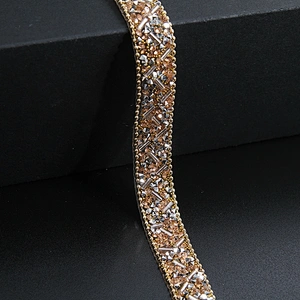 Kavatar Wholesale Glass Gold Chain Trim Fashion Styles Sewing Tube rhinestone trim rolls,colorful hotfix Iron on Trims
