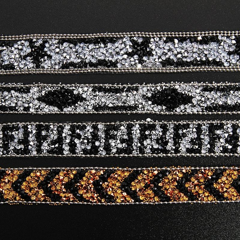 Kavatar Wholesale Rhinestones Accessories Claws Clothes Glass Rhinestone Transfer For T-shirt Star Iron on Trims
