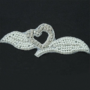 New Arrive love design crystal applique for wedding dress