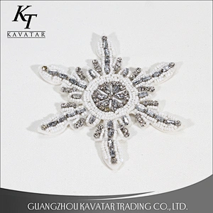 Best new embroidery design star shape beads and rhinestone decoration for clothes patches