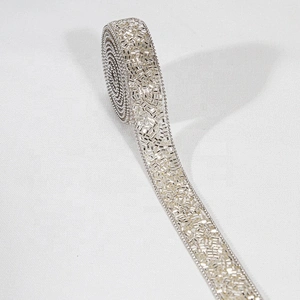 Kavatar Custom Decorative Accessories Chain Edging Pony Hot Fix Beads Trim