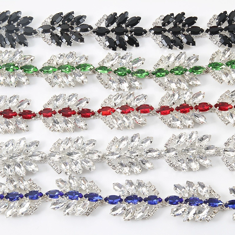 Fashion design crystal chain strass roll rhinestone chain for dress