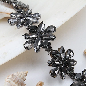 Flower Shape Crystal AB Red Black Rhinestone Chain Trims Costume Applique Sewing Craft Wholesale