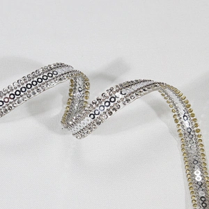 1.1cm Decorative Chic Accessories Chain Crystal Beaded Sequin Hot Fix Rhinestone Transfer Tape for Clothes Sandals