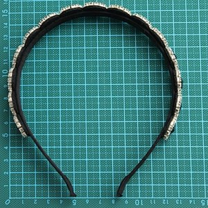 Wholesale Bead headband for women Crown Rhinestone Beaded Hairbands Korean headband Polyester headbands with buttons