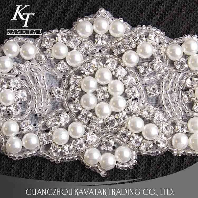 Kavatar Fashion Jewelry Rhinestone Applique