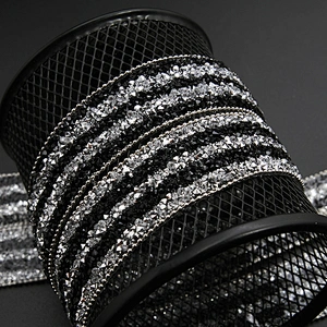 Kavatar Wholesale Theme Rhinestone 2019 Heat Transfer Designs Hot Fix Rhinestone Trim Iron on Trims