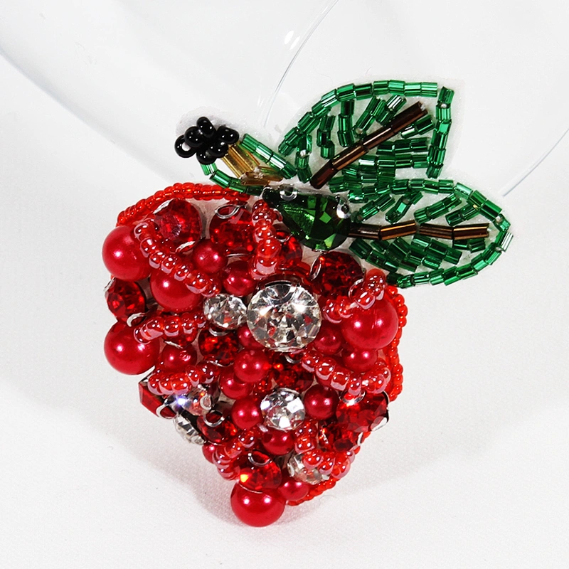 Fashion garment bag decoration patches fruit strawberry design bead rhinestone patches