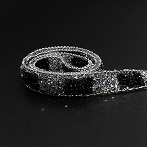 Kavatar Wholesale Hotfix motif designs Motif Rhinestones Glass DIY Weaved Ribbon Trim Iron on Trims
