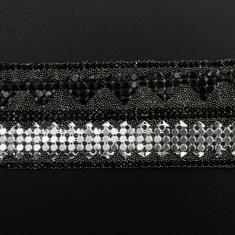 Kavatar Wholesale 4cm Width Hotfix Motif Designs Theme Rhinestone Hot Fix Rhinestone Trimming For Dresses Accessories CHF0141