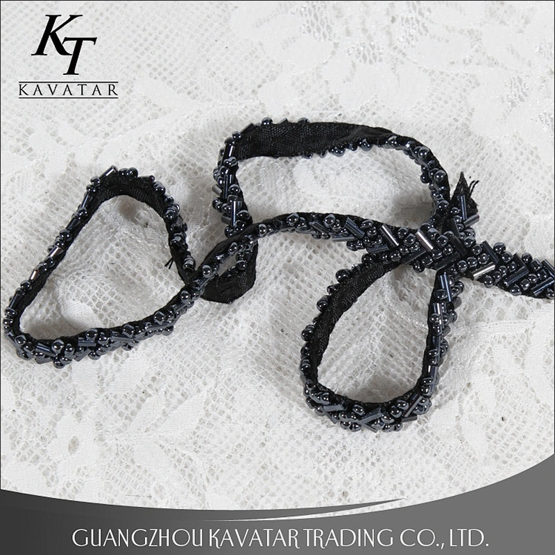 Kavatar Design 1cm Width Inclined Black Small Beads Lace Trim