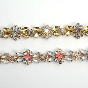 Kavatar Wholesale Gold Rhinestone Chain Trim Necklace