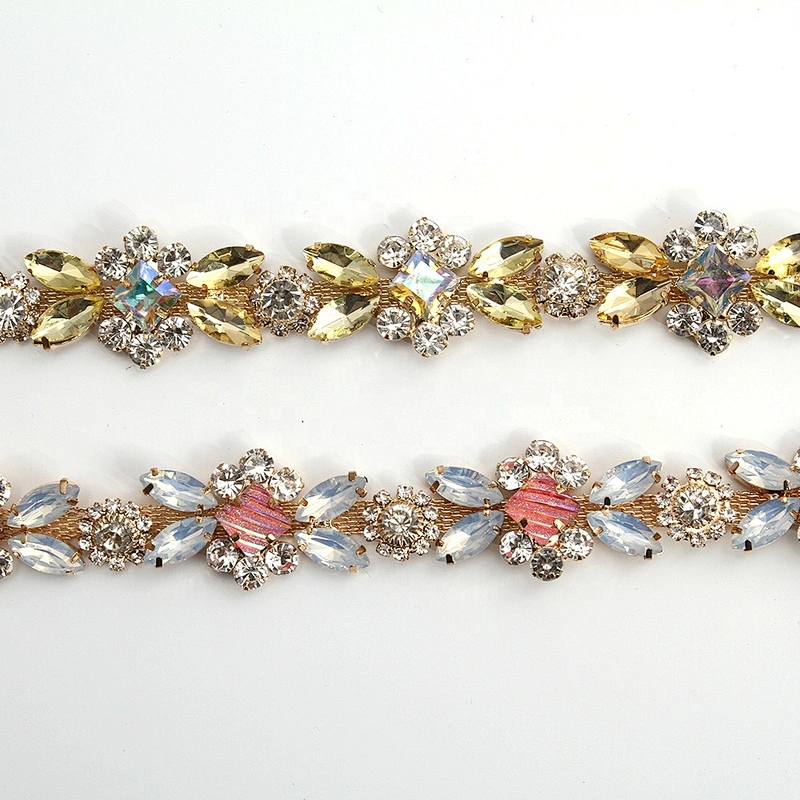 Kavatar Wholesale Gold Rhinestone Chain Trim Necklace