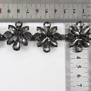 Flower Shape Crystal AB Red Black Rhinestone Chain Trims Costume Applique Sewing Craft Wholesale