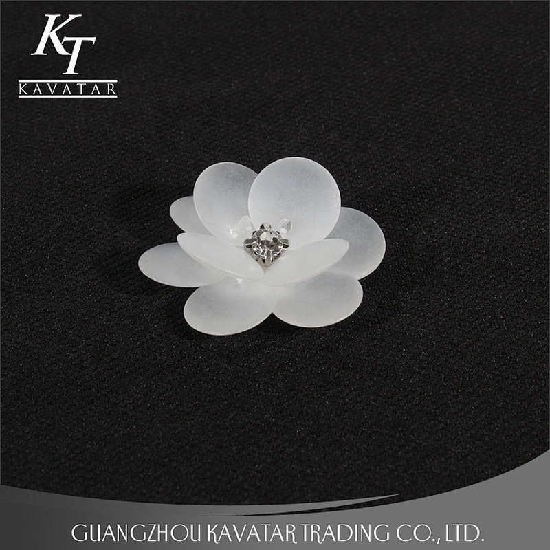 Kavatar Newest 3D Plastic Rhinestone Sequin Flowers