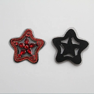 Kavatar Beaded Black/Red/ Gun star rhinestone Patches for women clothing patch Sew on patches