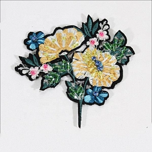New arrival beaded crystal embroidery patches stick on jeans