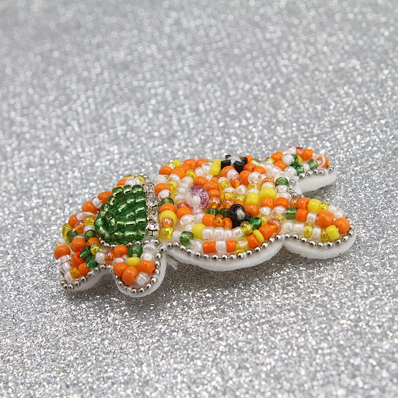 Christmas Cherry Flower Decorative Sew on Rhinestone Beaded Patches Wholesale patches for clothing