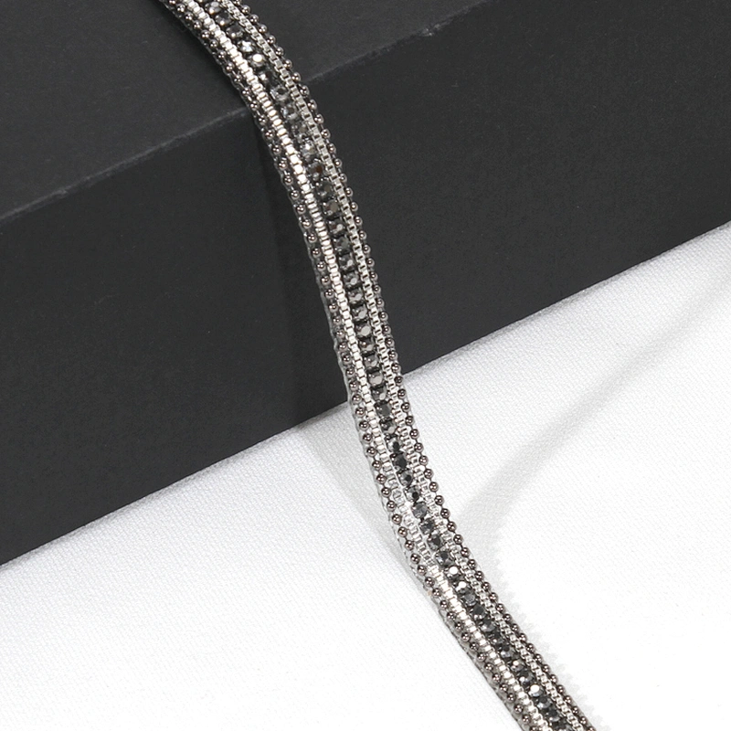 China Cheap Accessories Beads Bordered Hotfix Transfer Rhinestone Trim by Yard