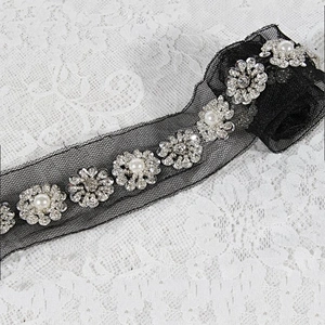 Sequins Rhinestone Beaded Trim Flower Shape Design Lace trim Tape