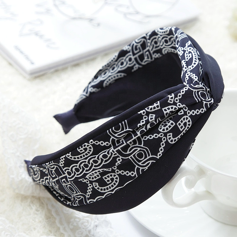 Korean version of European and American headbands for women 2020  winter headband  retro hair band  headbands wholesale