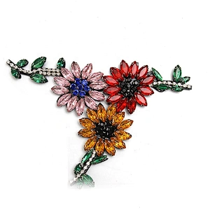 Christmas Cherry Flower Decorative Sew on Rhinestone Beaded Patches Wholesale patches for clothing