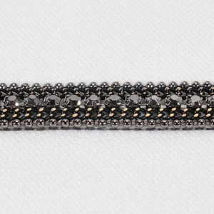 Wholesale Black Chained Rhinestone Hot Fix Trimming with Accessories Beads
